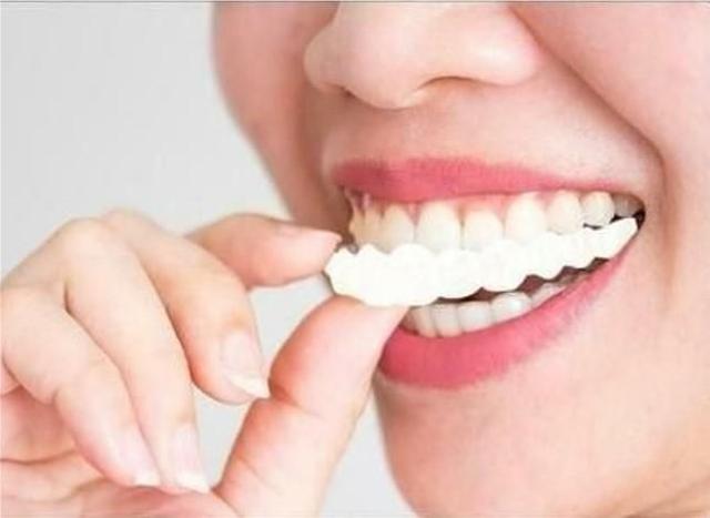 Instant Snap-On Smile Veneers – Natural Looking Fake Teeth Cover Sale priceRs. 499